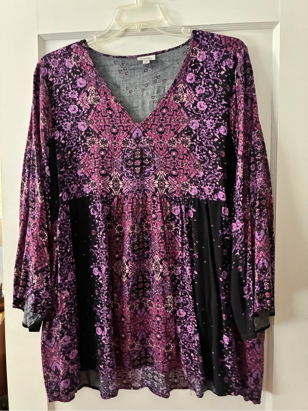 Avenue Black and Purple Patterned V-Neck Tunic